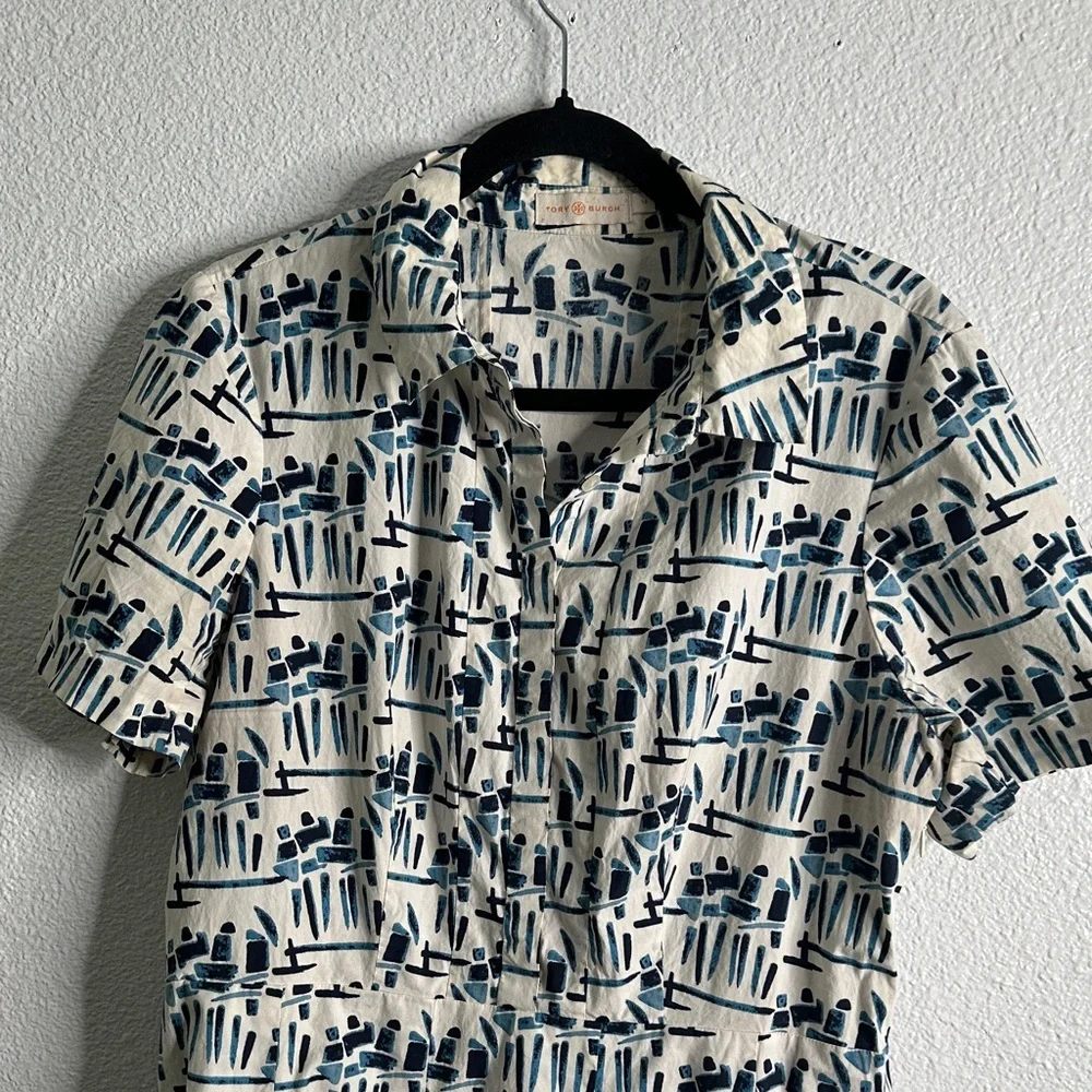 Tory Burch geomagnetic Blue and White Patterned pleated Dress size 14